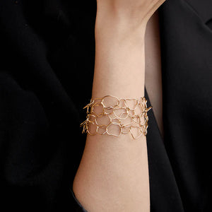 Cuff bracelet Capucine