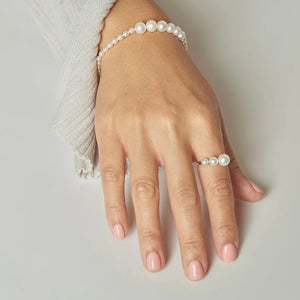 Gradual Pearl Ring